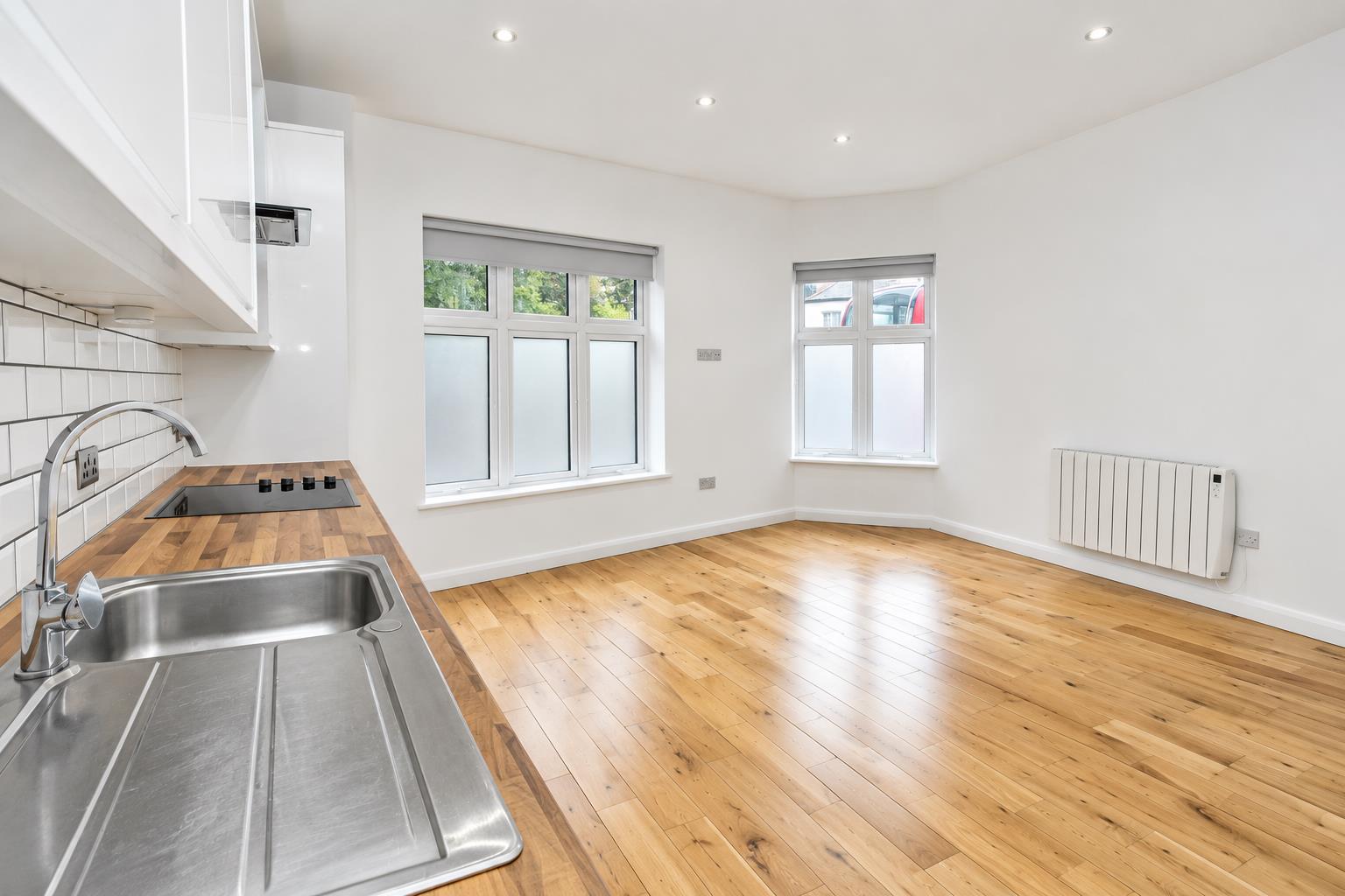 2 bed property in Wilmot Road, Carshalton